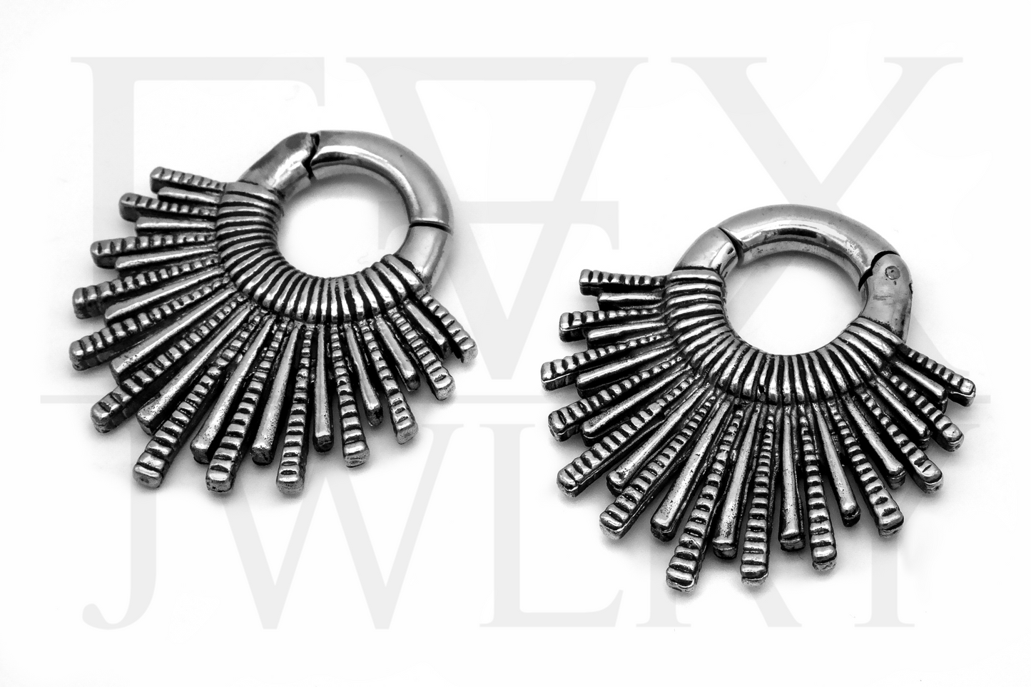 Silver Sun Clicker Hangers