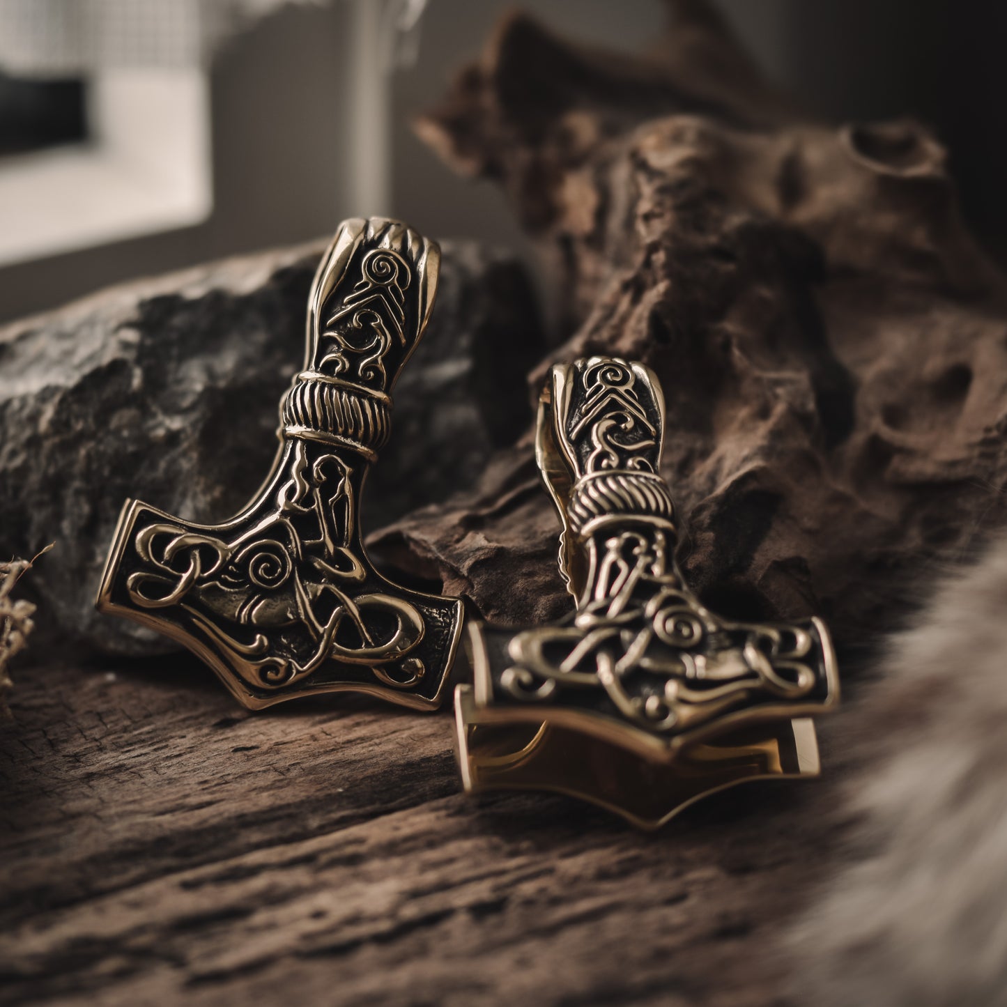 Golden Mjölnir Ear Weights