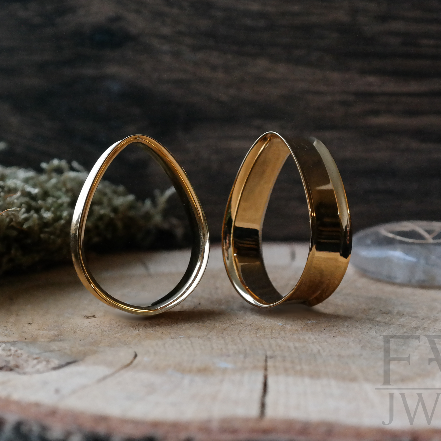 Golden Teardrop Flesh Tunnels