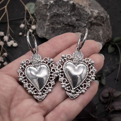 Silberne Sacred Heart Hoops