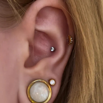 Golden Pearl Plugs